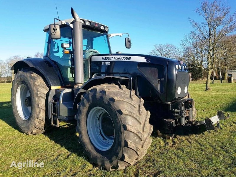 MASSEY FERGUSON MF 8480 Dyna VT Ciągnik kołowy MASSEY FERGUSON MF 8480