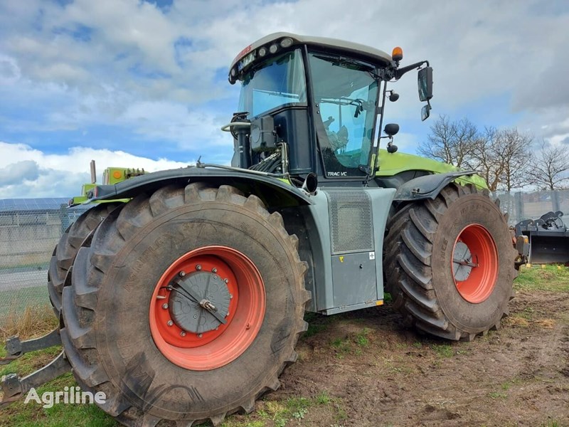 CLAAS Xerion 4000 Trac VC Ciągnik kołowy CLAAS Xerion 4000 Trac VC 138