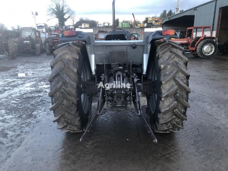 MASSEY FERGUSON 390 Ciągnik kołowy MASSEY FERGUSON 390 11 400 EUR ...