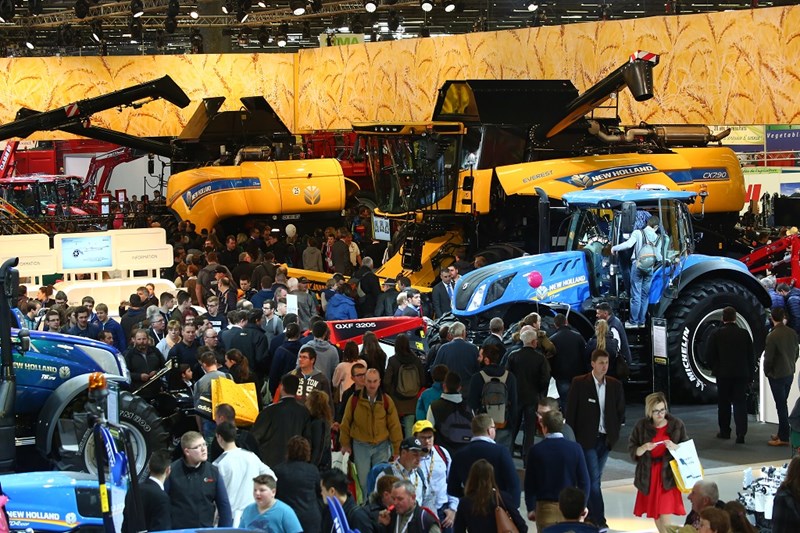 105 1 SIMA 2017 JPG do pliku 4848