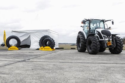 133 1 do pliku 5085 Continental Valtra SmartTour 2