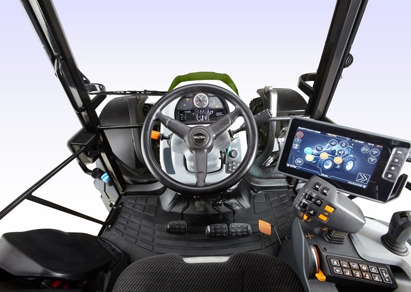 235 1 do pliku 6573 Valtra G135 Versu Cockpit