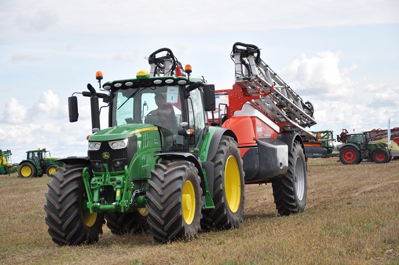 307 1 do pliku 6667 John Deere