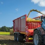 324 1 01 do pliku 6654 JUMBO 7220 COMBILINE Case Maissilage 09 hq za ciagnikiem