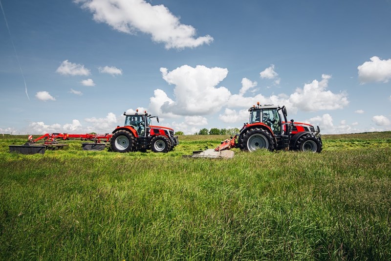 360 1 1 do pliku 6719 kosiarka MF 6S 180 WITH DISK MOWER AND MF 6S 145 WITH MF RAKE WORKING BEZU 0521 05