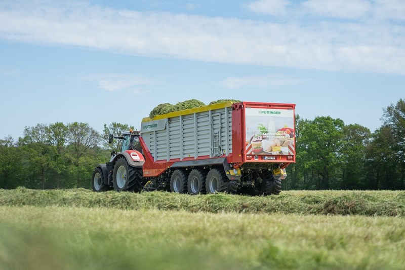 387 1 do pliku 6743 JUMBO 7540 Steyr Terrrus 045 hq