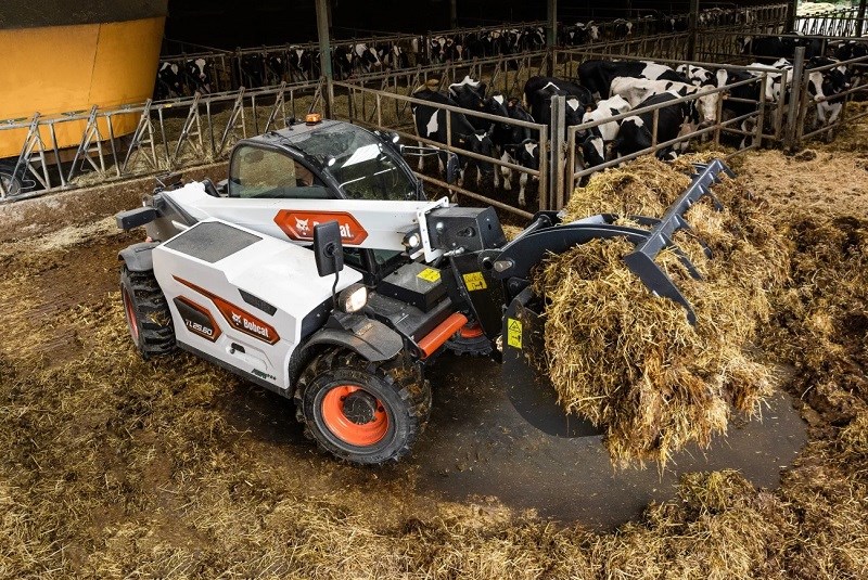 527 1 6888 Bobcat 20230331 tl25 60 agri gallery 1