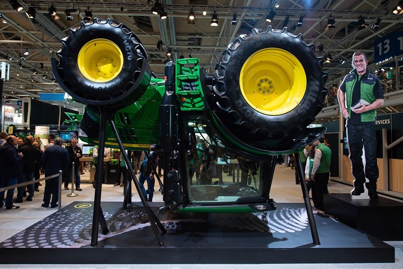 539 1 6944 Fot 2 John Deere z szeregiem innowacji na targach AGRITECHNICA