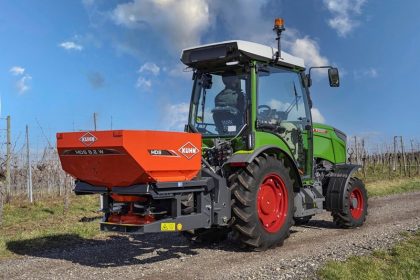 555 1 6962 MDS 8.2 W TRANSPORT GROUND FENDT 1