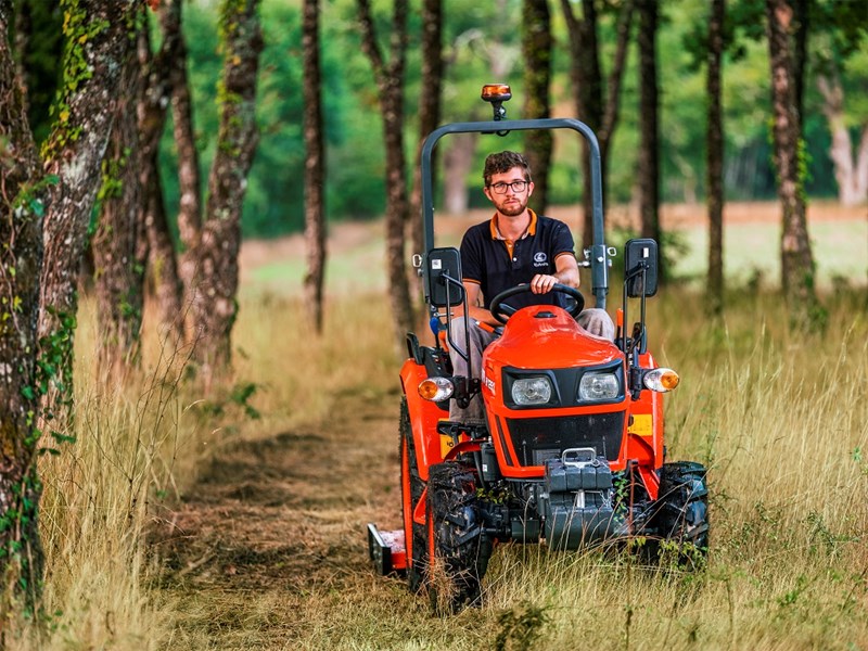 562 1 6972 Kubota E1261 1