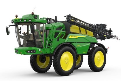 617 1 7023 Fot 1 Nowy opryskiwacz John Deere 300M Polagra Premiery 2024
