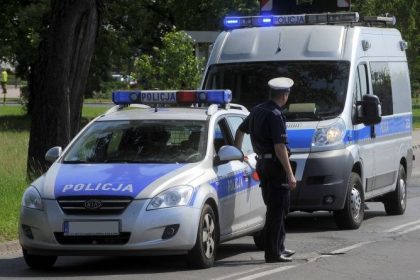 88 1 Policyjne radiowozy do pliku 4534