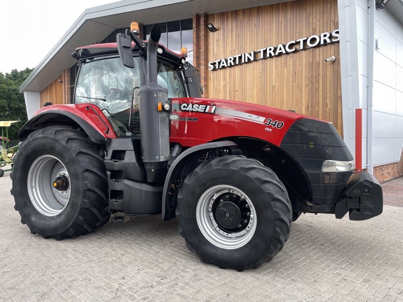 Case IH Case IH Magnum 340 CVX c/w Full Accuguide