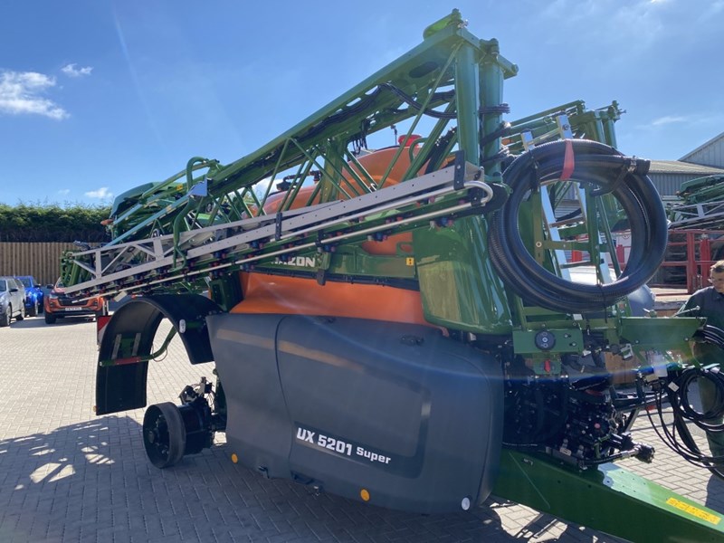 Amazone Amazone UX 5201 Super Trailed Sprayer 36m Isobus 520/85 r 42