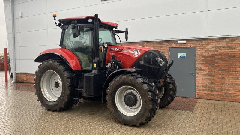 Case IH Case IH Puma 165 Multi controller Powershift with L4225T Loader (MX)