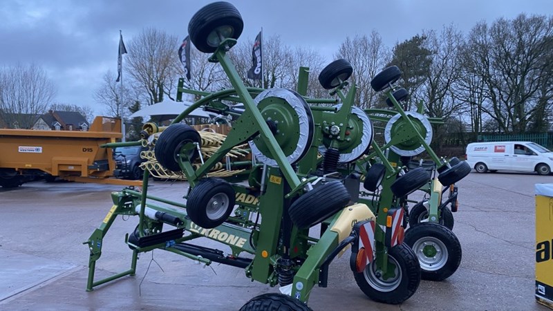 Krone Krone Swadro TC 640 Twin Rotor Rake