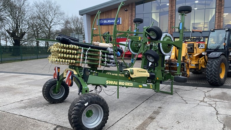 Krone Krone Swadro TC 880 Twin Rotor Rake