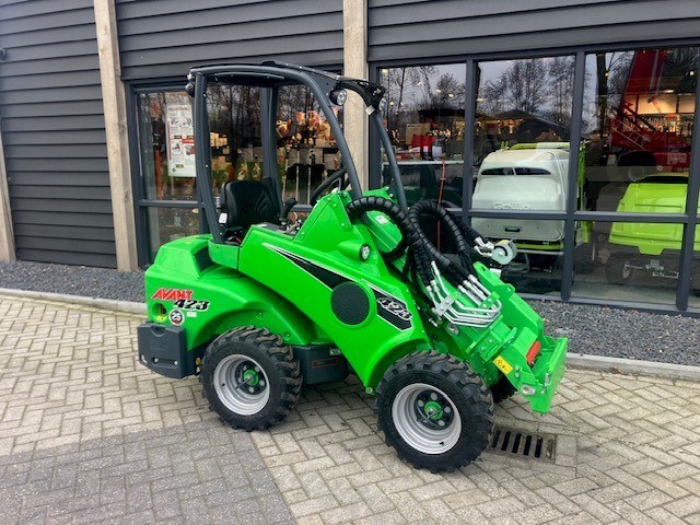 AVANT 423 TDL AVANT 423 TDL loader
