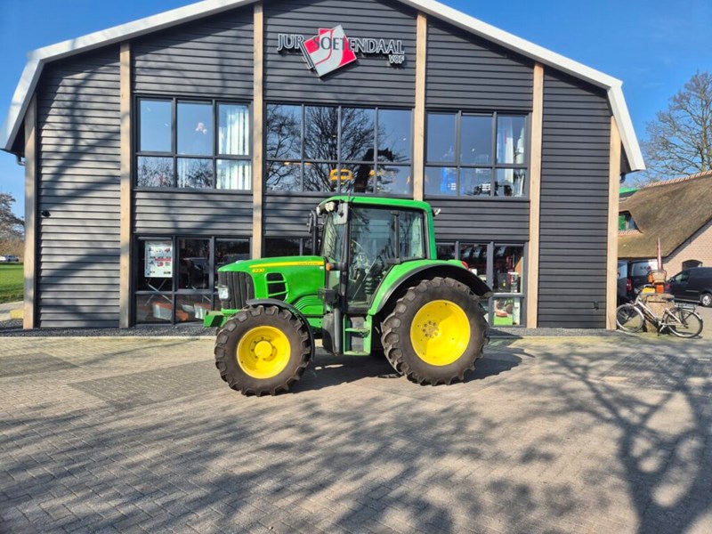 JOHN DEERE 6230 JOHN DEERE 6230