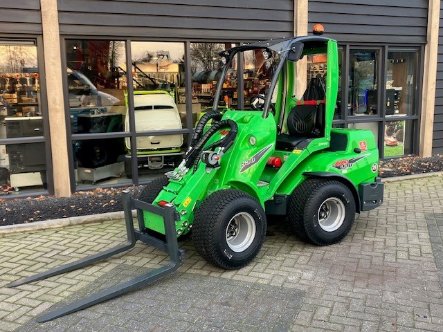 AVANT 530 TDL+ AVANT 530 TDL+ loader