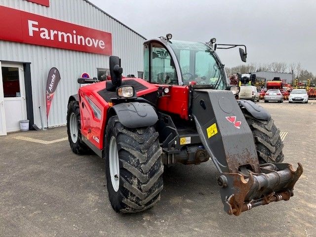 2542195 – TH 7038 – Massey Ferguson