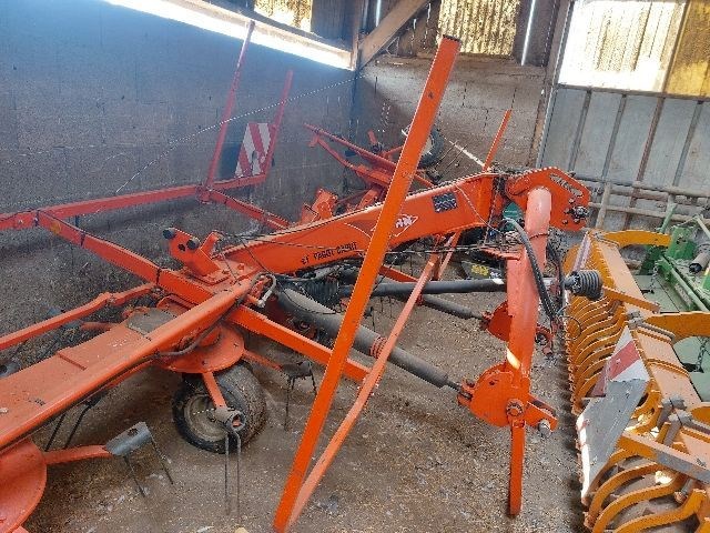 2273211 – GF 8702 – Kuhn