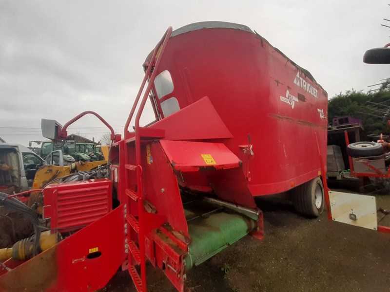 2166630 – 2 2000 – Trioliet