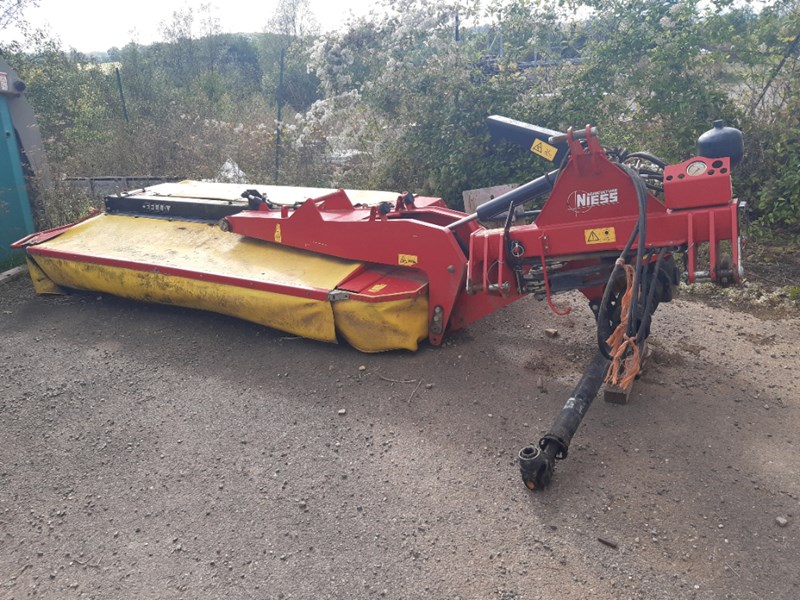2575864 – KM 310 TL – Fella