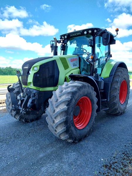 axion 830 cmatic