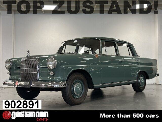 Mercedes-Benz 190 C Limousine Heckflosse – W110 B I Samochód Mercedes-Benz 190 C Limousine Heckflosse – W110 B I