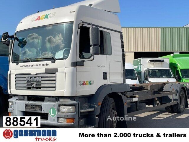 MAN TGM 18.330 Ciężarówka podwozie MAN TGM 18.330