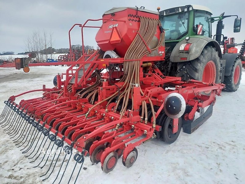 HE-VA Terrai-Seeder Agregat uprawowo siewny HE-VA Terrai-Seeder