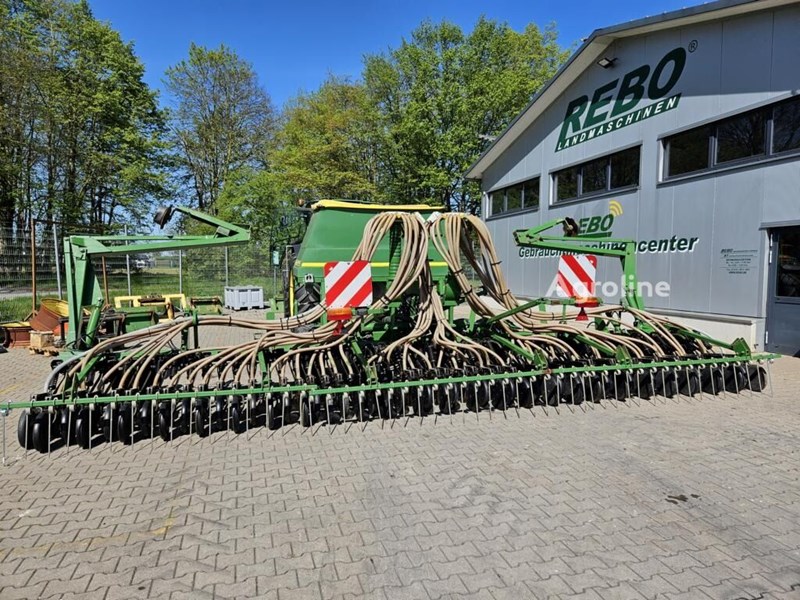 John Deere 740A Agregat uprawowo siewny John Deere 740A