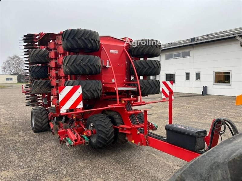 Kverneland U-Drill 6000 Agregat uprawowo siewny Kverneland U-Drill 6000