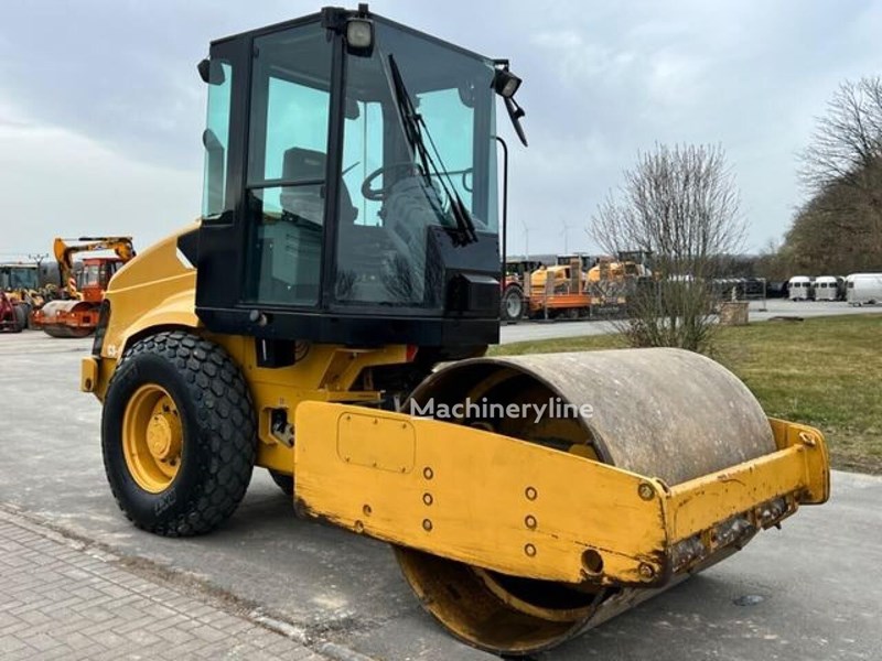 Caterpillar CS423E Walec do robót ziemnych Caterpillar CS423E