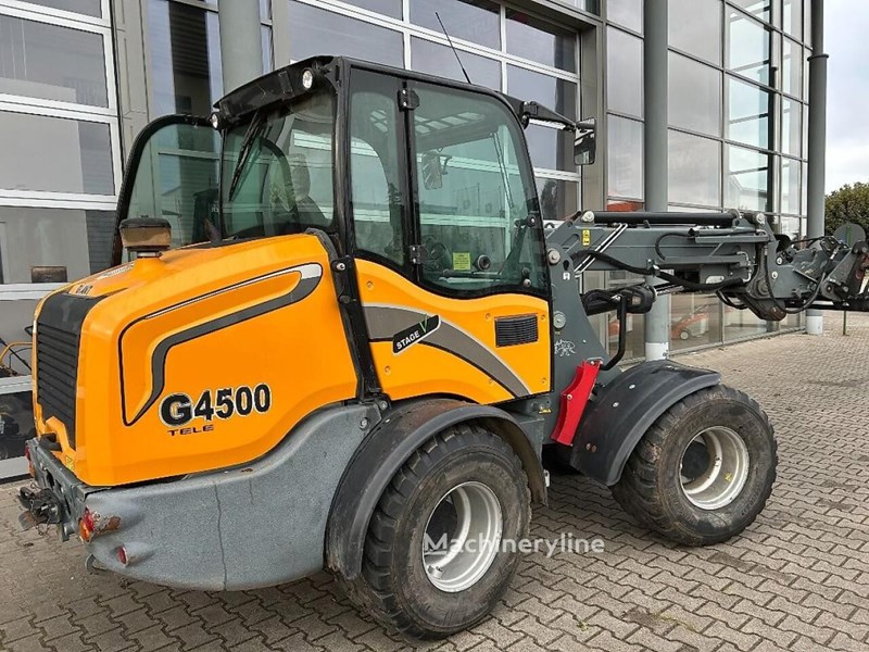 Giant G4500 Ładowarka kołowa Giant G4500