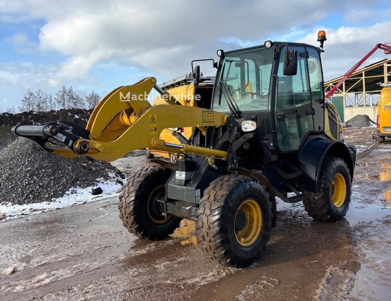 Komatsu WA 80 M Ładowarka kołowa Komatsu WA 80 M