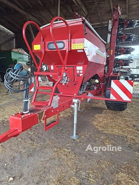 Horsch Maistro 8CC 3990ha Siewnik punktowy elektryczny Horsch Maistro 8CC 3990ha