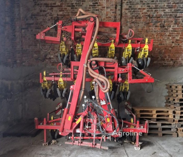 Kverneland Unicorn 18 reihig Siewnik punktowy elektryczny Kverneland Unicorn 18 reihig