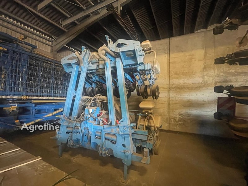 Monosem NG4 plus ME-12 R Siewnik punktowy elektryczny Monosem NG4 plus ME-12 R