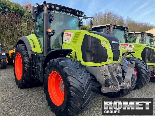 Claas AXION 800