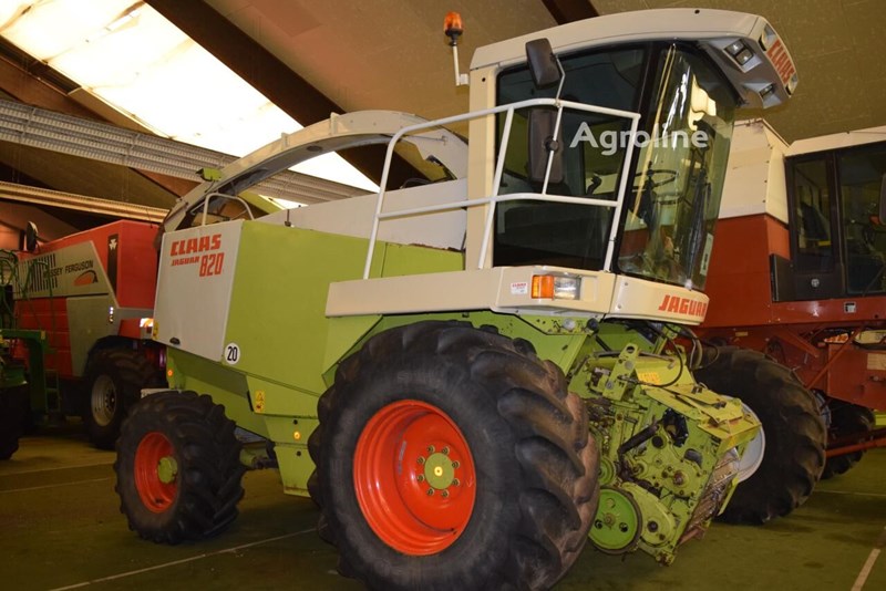 Claas Jaguar 820 Sieczkarnia samojezdna Claas Jaguar 820