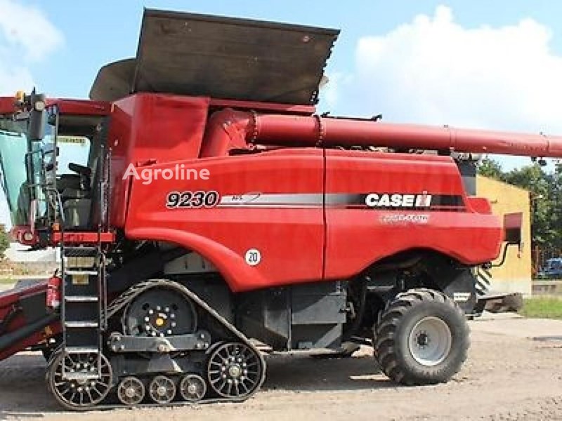 Case IH AF 9230 Raupe Allrad Kombajn do zboża Case IH AF 9230 Raupe Allrad