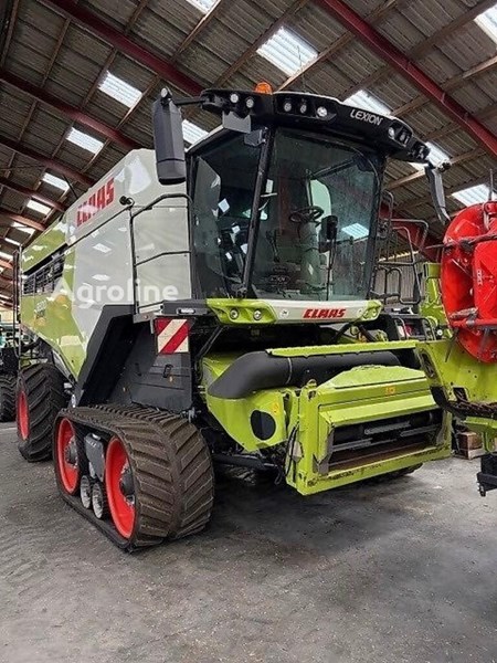 Claas Lexion 8800 TT Kombajn do zboża Claas Lexion 8800 TT