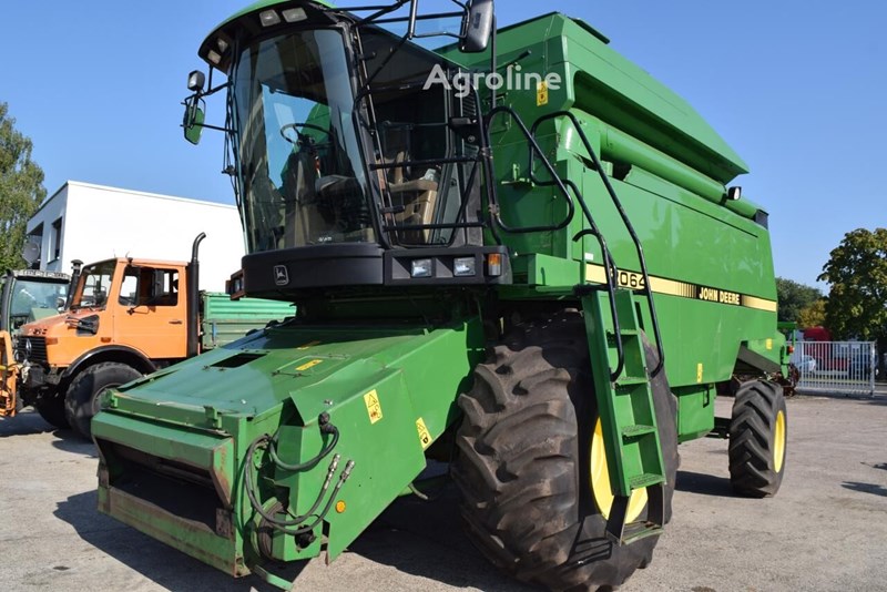 John Deere 2064 Kombajn do zboża John Deere 2064
