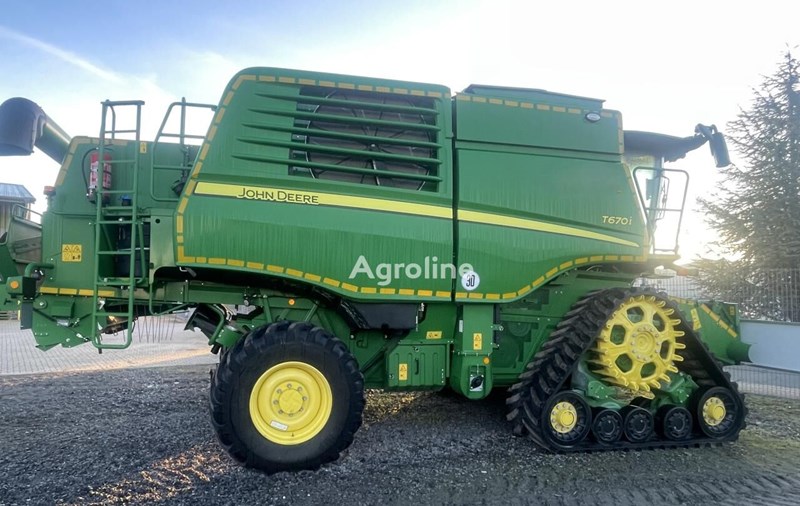 John Deere T 670 i Kombajn do zboża John Deere T 670 i