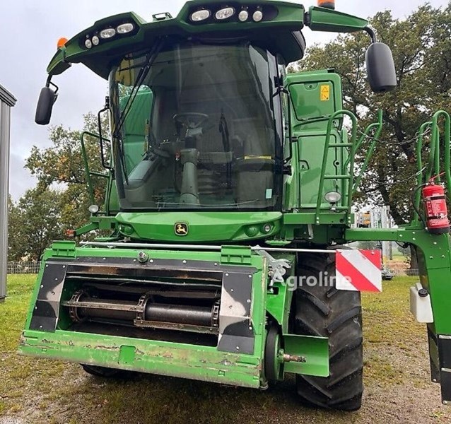 John Deere T560 HM Kombajn do zboża John Deere T560 HM