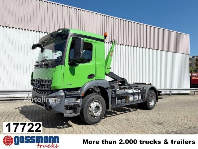 Mercedes-Benz Arocs 1835 Ciężarówka hakowiec Mercedes-Benz Arocs 1835