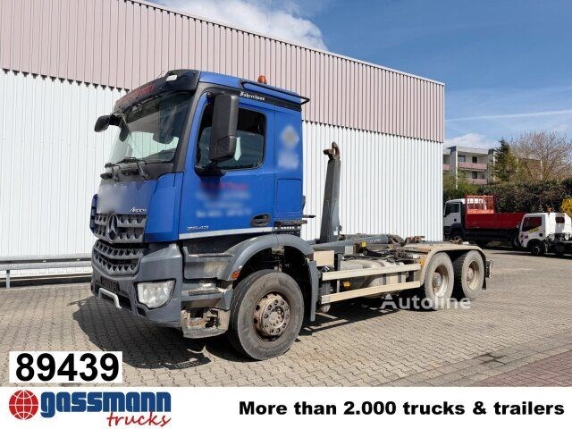 Mercedes-Benz Arocs 2643 LK Ciężarówka hakowiec Mercedes-Benz Arocs 2643 LK