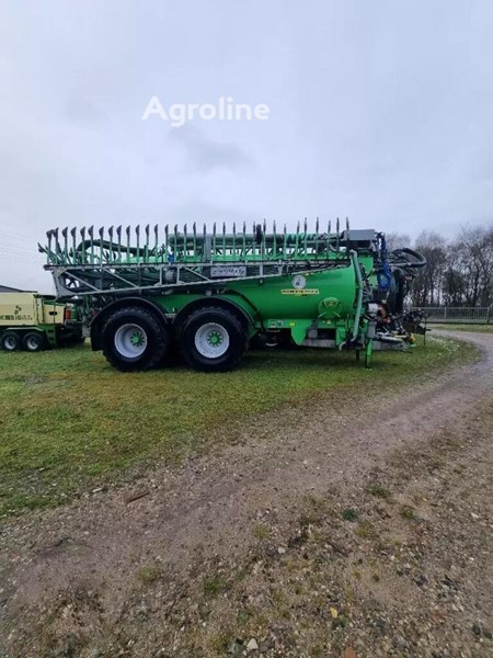 Joskin Volumetra 18000 D Rozsiewacz nawozów płynnych Joskin Volumetra 18000 D
